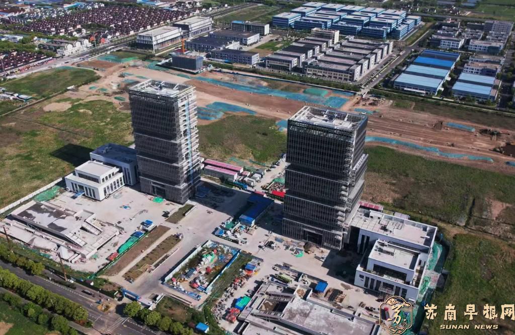 坚守岗位度假期