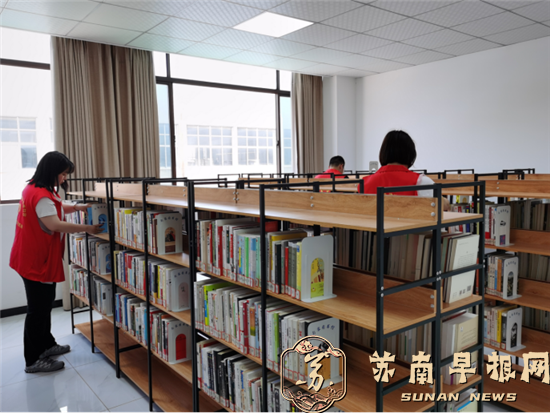 20240522助力书香机关 句容市图书馆新建农业农村局分馆414.png