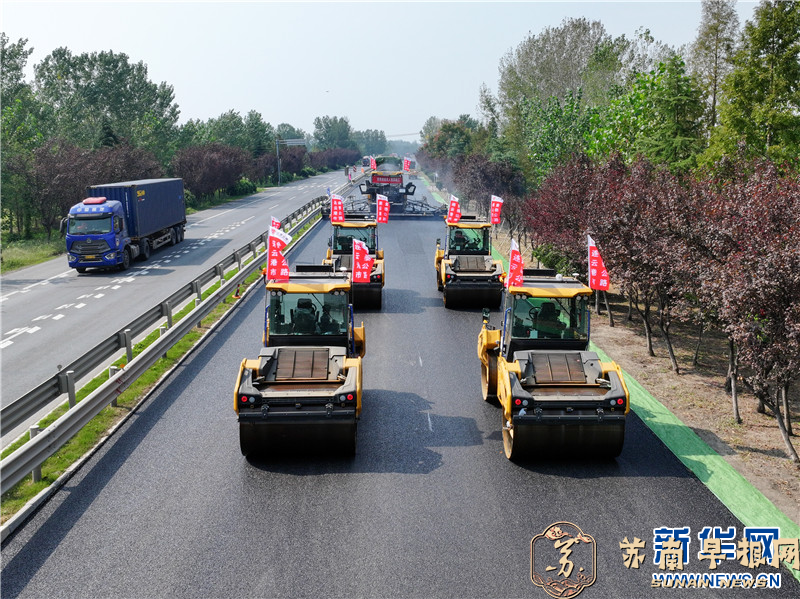 江苏连云港：公路建设用上新技术