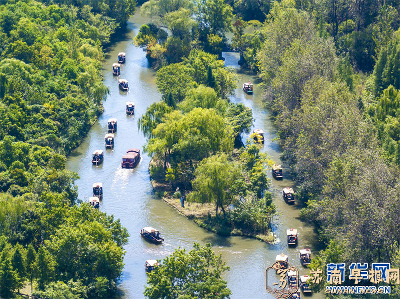 江苏泰州：国庆假期文旅热