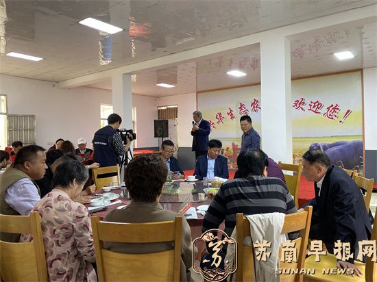 句容兴华生态农业园丰收节办得嗨，现场热闹接地气