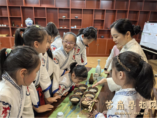 20241019茶韵飘香润童心，书香满屋启智慧—— 句容市图书馆假日研学活动圆满举行532.png