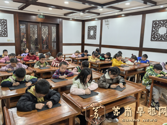 20241117讲述成语故事 点亮少儿智慧558.png