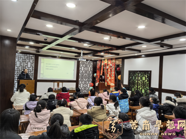 20250212句容市图书馆：月满华灯映团圆 浓情“谜”意闹元宵766.png