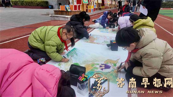 南通市通州区金沙小学第八届&ldquo;雷锋文化节&rdquo;：&ldquo;百米长卷忆雷锋&rdquo; ，绘就精神传承新画卷