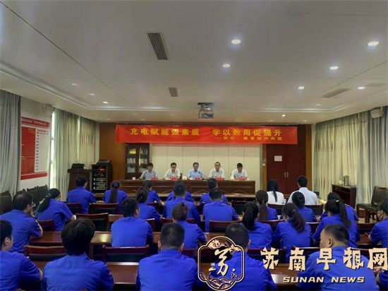 句容城管：携手共建 筑牢电力设施安全防线