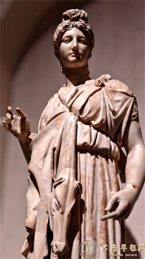 e572be4d440ec4048aae98a1ca9ebbfd.jpg d3ecad927h44e50080c973866070befa.jpg