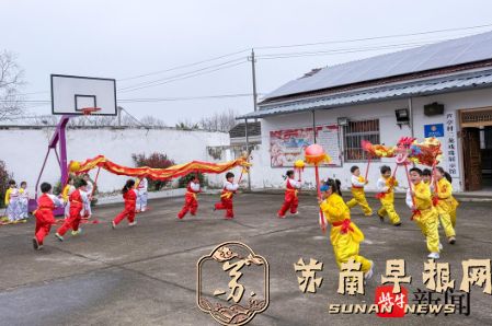 非遗舞龙进校园，句容萌娃沉浸式感受传统民俗魅力