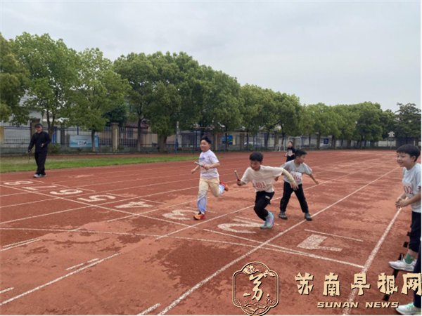 运动会报道(1)236.png