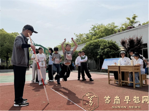 运动会报道(1)234.png