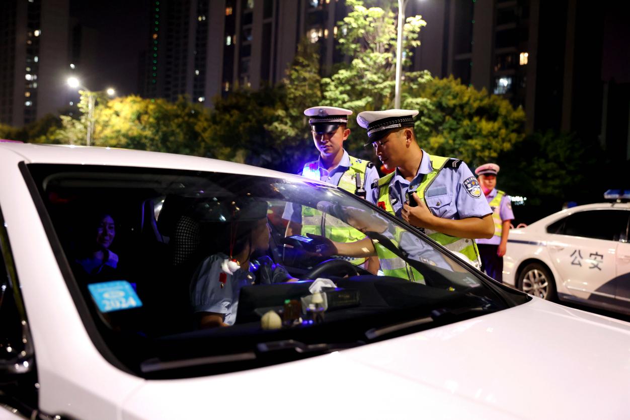 严查酒驾。亳州市公安局高新区分局供图