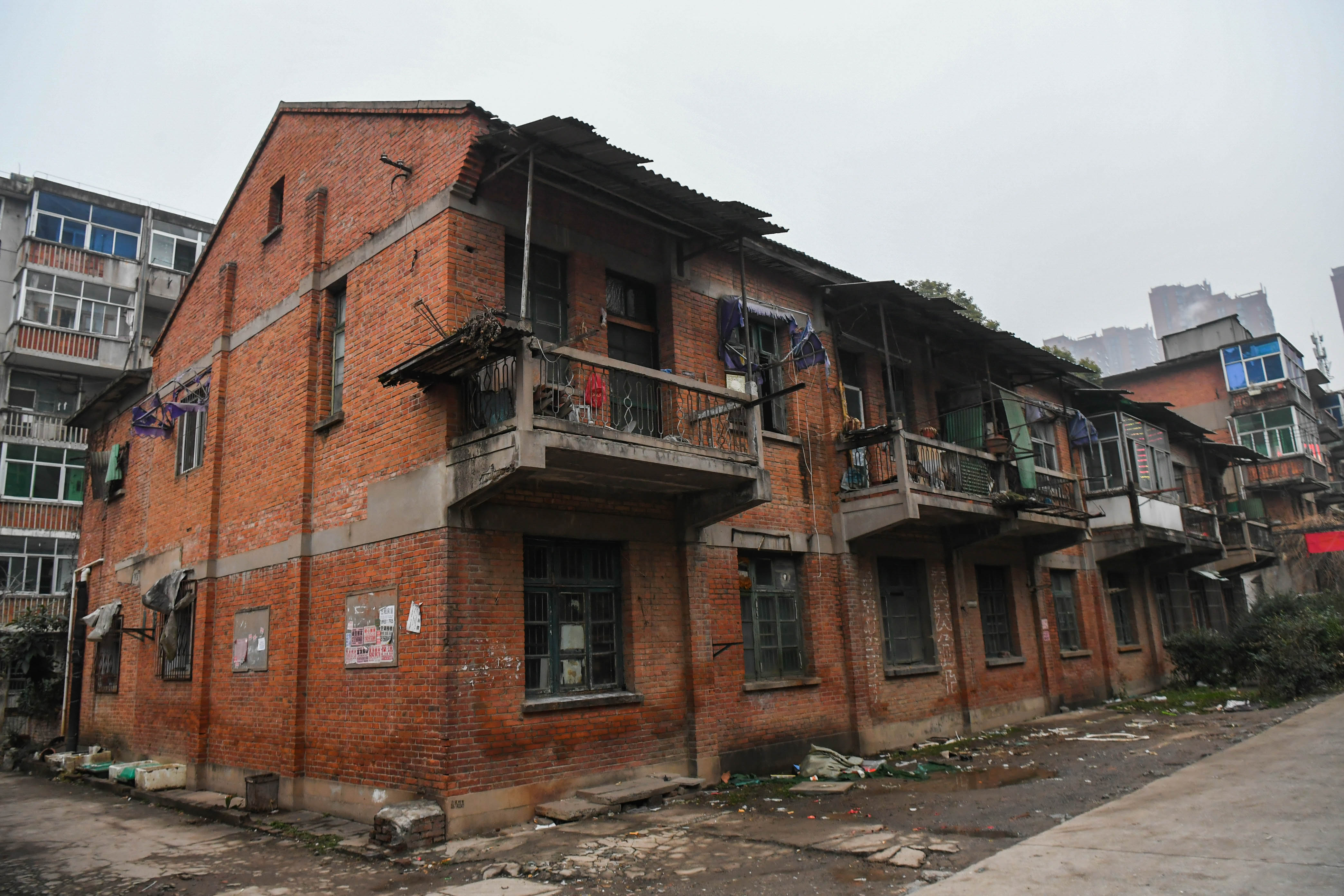 改造前的合肥仪表厂宿舍。 叶玉庭摄